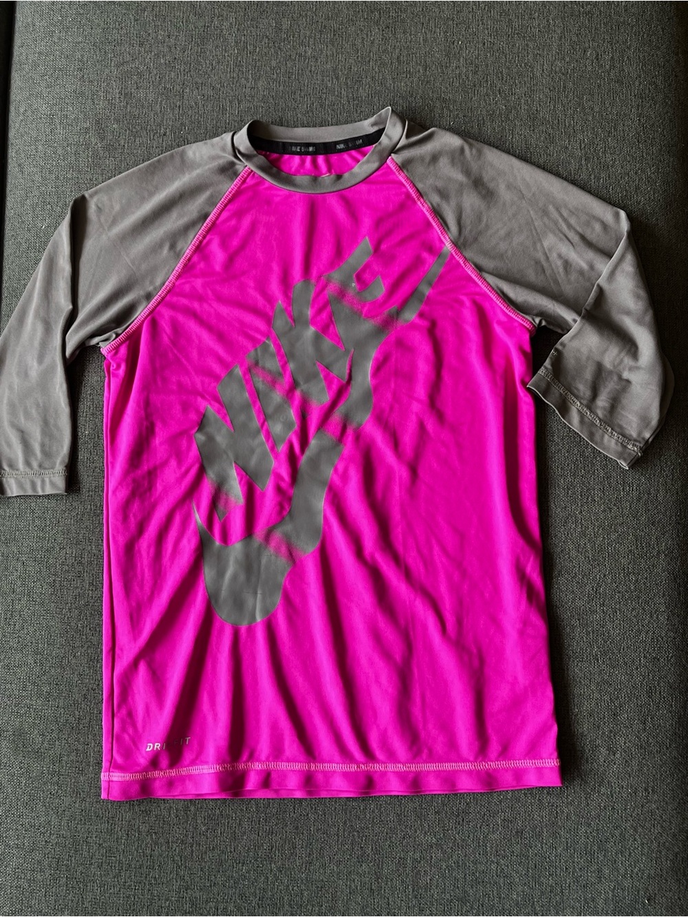 Nike Dri-FIT Kids M 9-11 Pink Gray 3/4 Sleeve Athletic Top